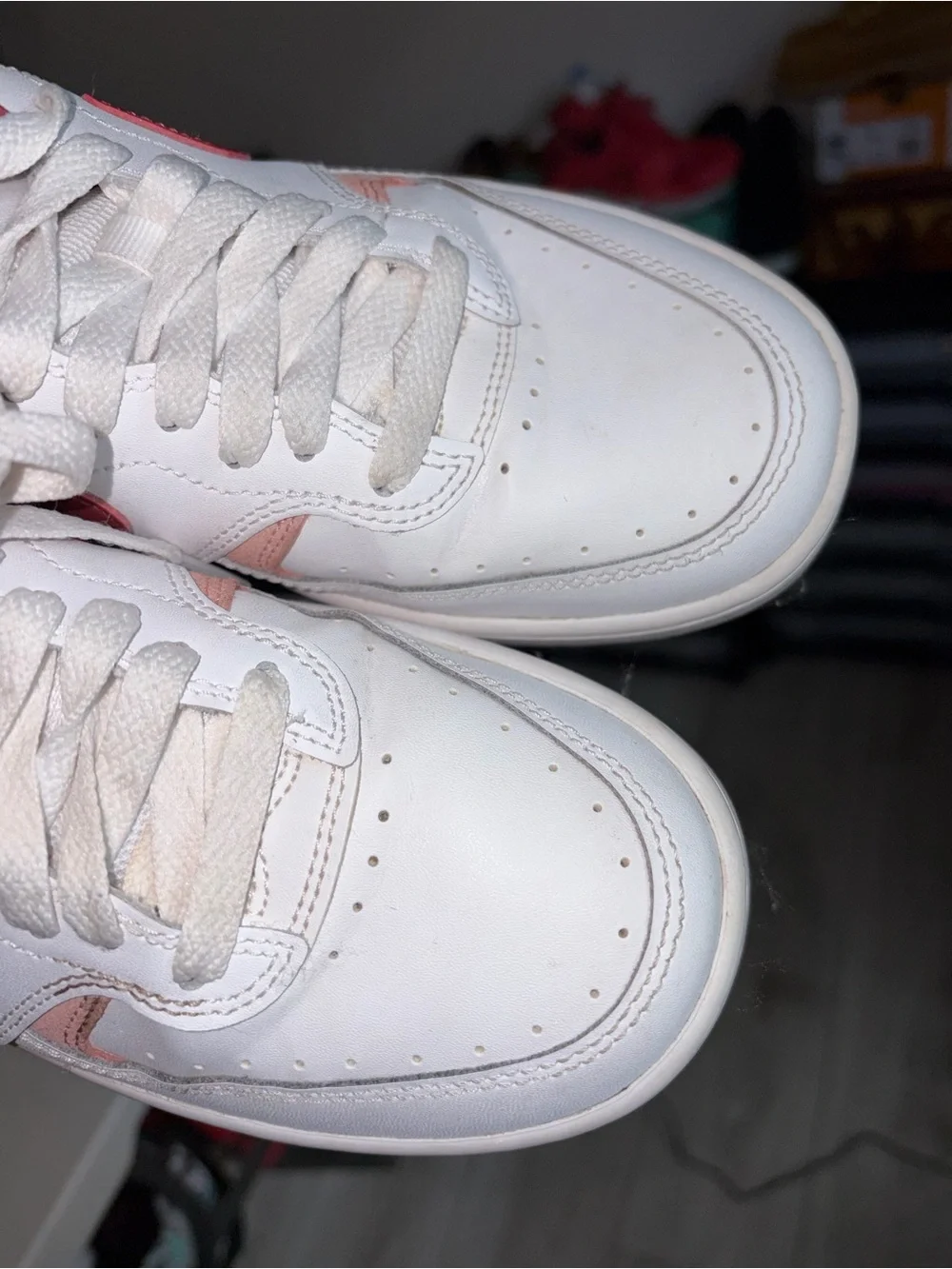 Nike Women’s White and Red Low-Top Sneakers